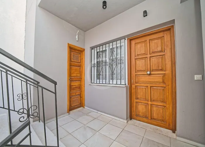 Lägenhet Ira Ermioni