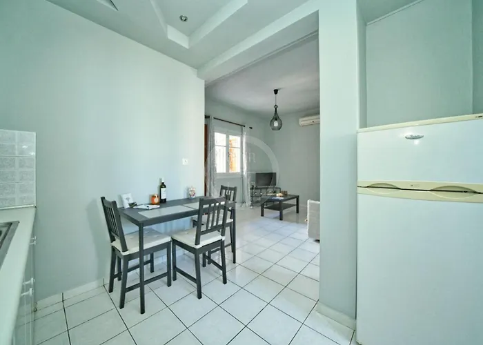 Διαμέρισμα Ira *